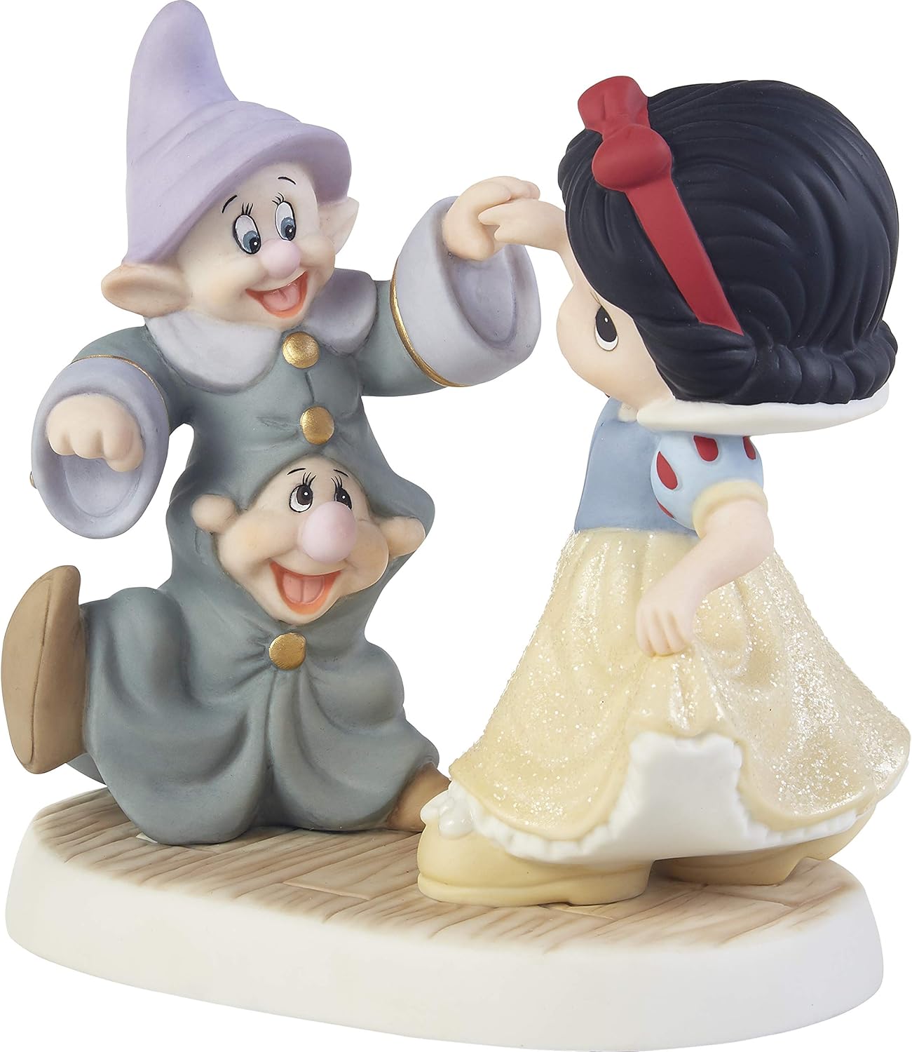 Snow White Dancing With Dopey and Sneezy