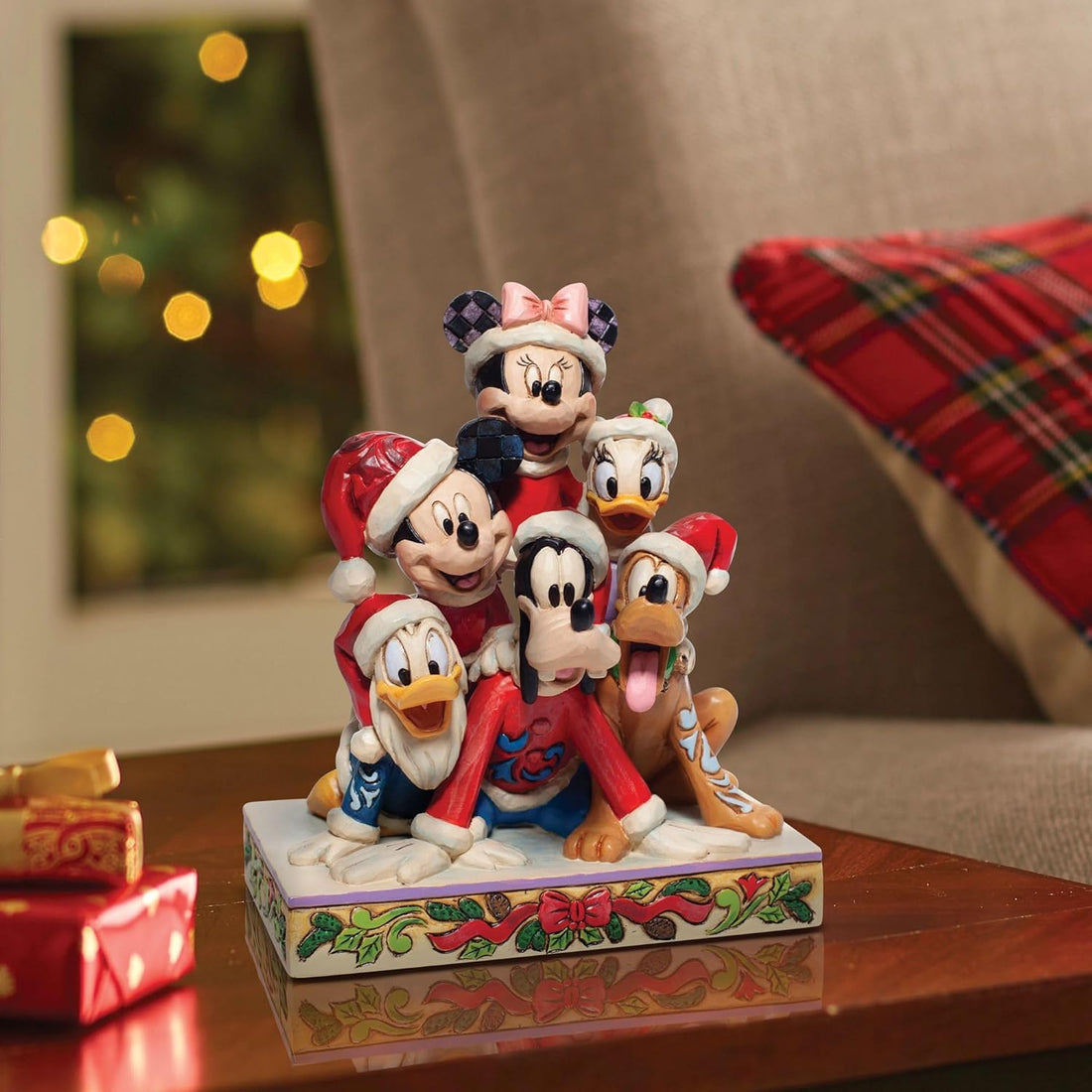 Christmas Mickey &amp; Friends