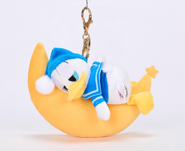 Donald Duck Keychain Hugs Of Love Collection